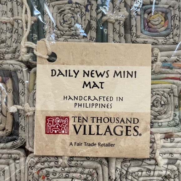 Pair of TenThousandVillages Handcrafted Philippines Daily News Mini Mats/Trivets - Picture 3 of 6